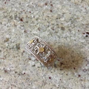 Judith Ripka Fleur band in silver with gold